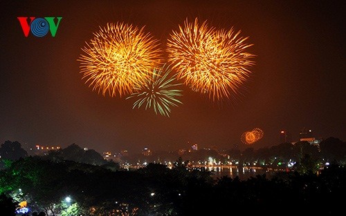 Tet celebrations across Vietnam - ảnh 1